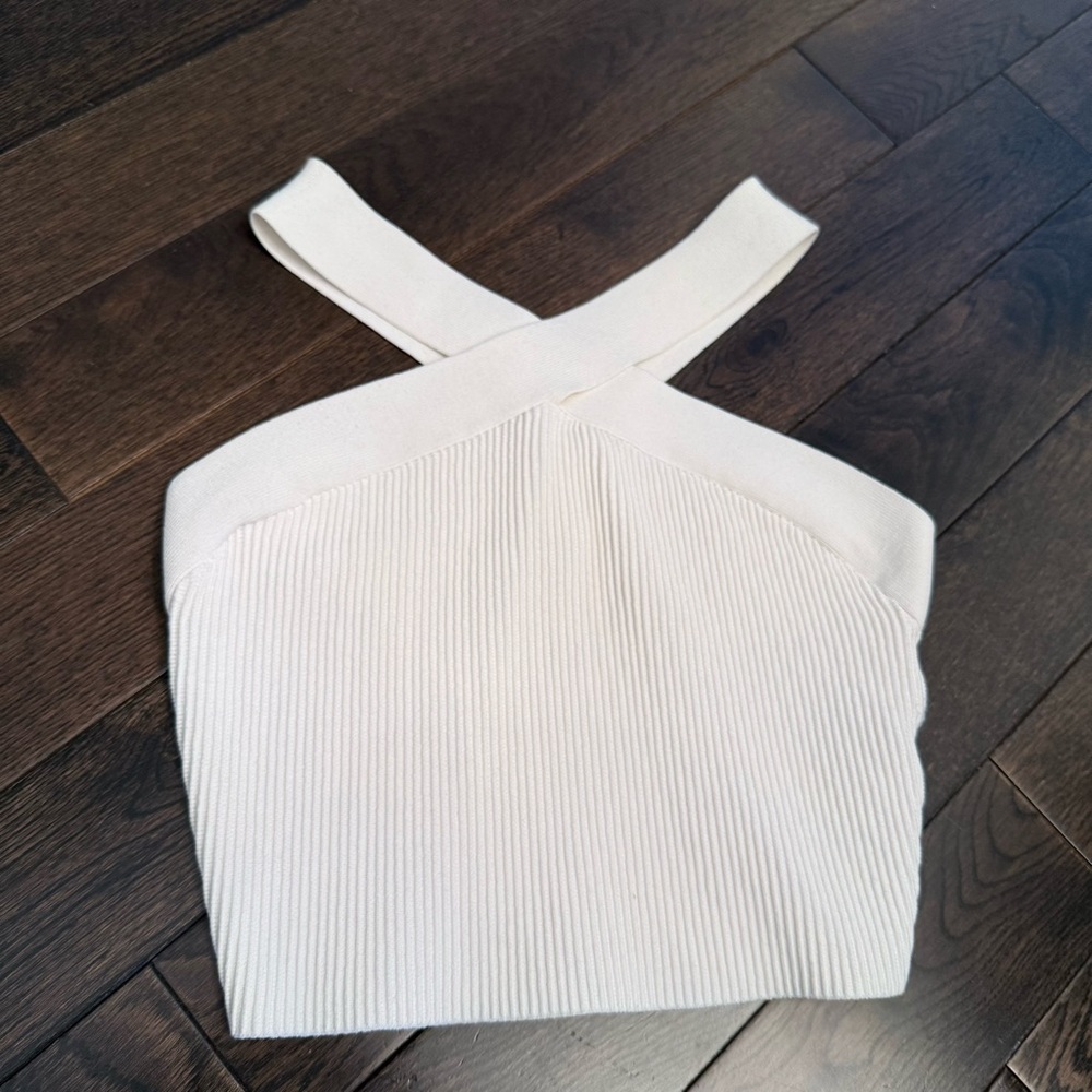 Babaton White Ribbed Knit Crossover Cropped Tank